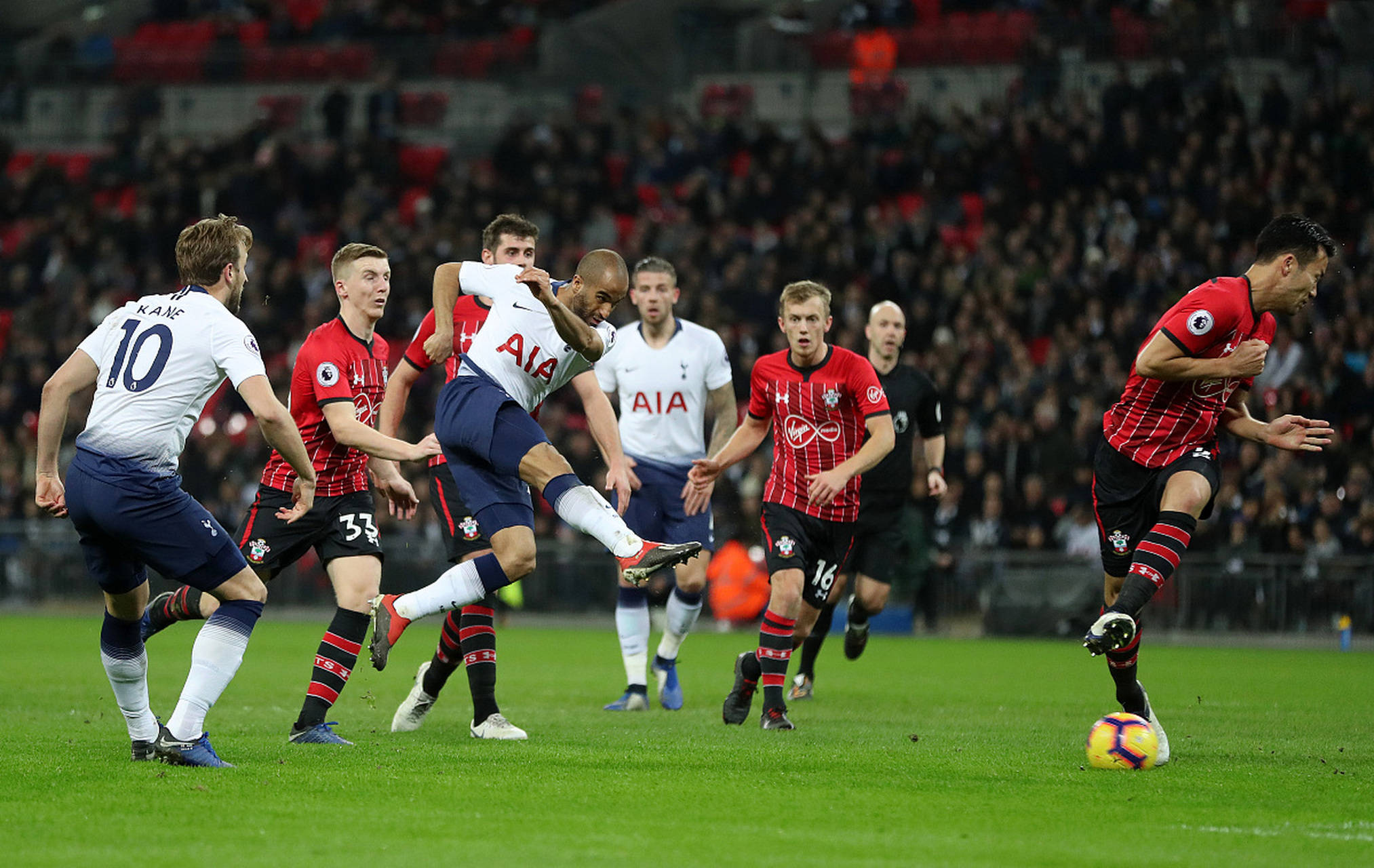 但他的言谈 但他的言谈